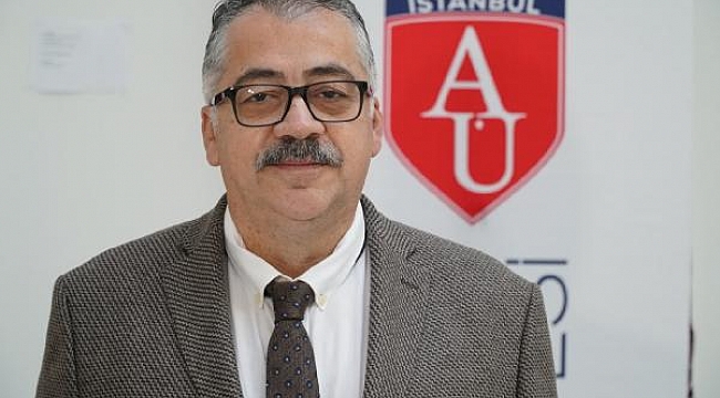 "Pandemiden sonra cerrahi maskeye devam edilmeli"