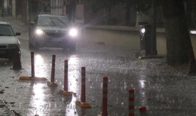 Edirne'de sağanak etkili oldu