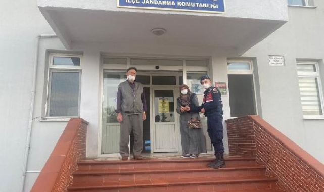 Sahte kadın jandarmanın dolandırdığı altınlarına kavuştu
