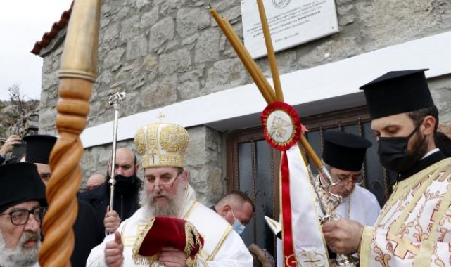 Patrik Bartholomeos ile Yunanistan Dışişleri Bakan Yardımcısı Gökçeada'da ayine katıldı 