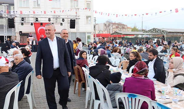 GEYİKLİDE MUHTEŞEM İFTAR