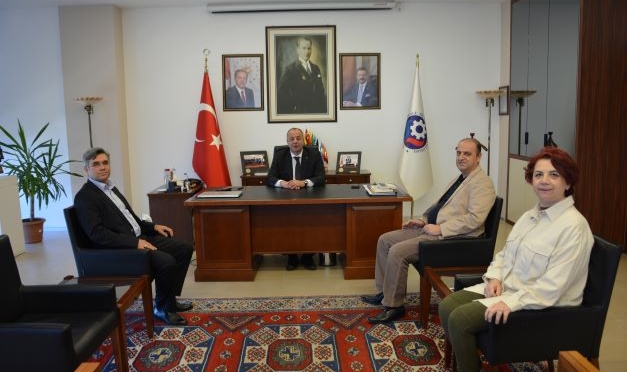 MEDİCAL PARK ÇANAKKALE HASTANESİ YÖNETİCİLERİNDEN BAŞKAN SEMİZOĞLU’NA ZİYARET