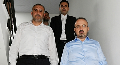 TURAN’DAN KILIÇDAROĞLU’NA: “VAKIFLARA VE BÜROKRATLARA DEĞİL, BİZE SALDIR”