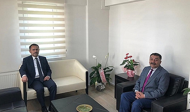 VALİ AKTAŞ'TAN İL DEFTERDARI DOĞAN ADIGÜZEL'E HAYIRLI OLSUN ZİYARETİ