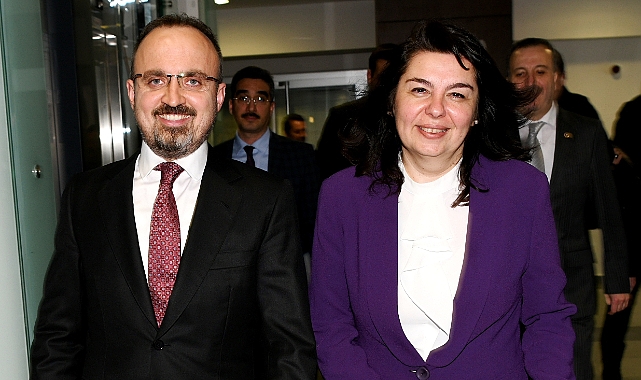 “İDA’NIN GENÇ KADINLARI ÜRETİYOR”