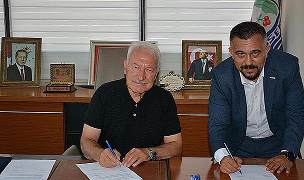 LAPSEKİ'DE TOPLU İŞ SÖZLEŞMESİ İMZALANDI