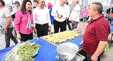 MİLLETVEKİLİ İSKENDEROĞLU VE BAŞKAN ERDOĞAN PAZAR YERİNİ GEZDİ