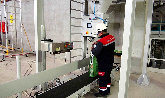 EGİOSB'den deprem bölgesine mama yardımı