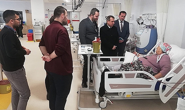KAYMAKAM GÜRDAL DEPREMZEDELERİ ZİYARET ETTİ