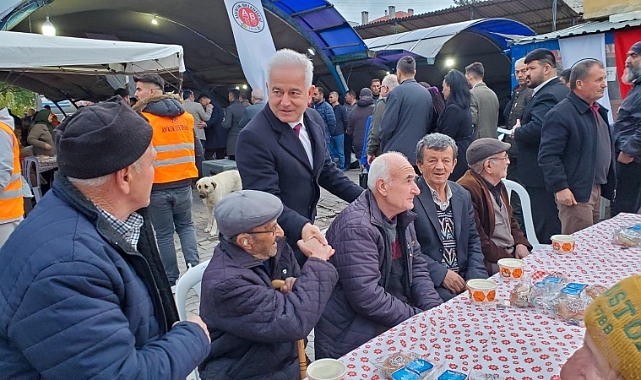 CHP'Lİ GÜNEŞHAN AYVACIK'TA VATANDAŞLARLA BİR ARAYA GELDİ