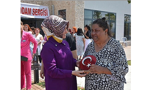 TURAN'DAN İSTİKRARLI KURSİYERE HEDİYE