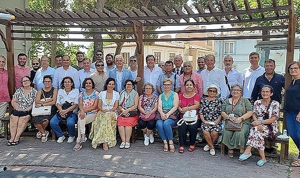 CHP'Lİ ERKEK ÖRGÜTLERLE BULUŞMAYA DEVAM EDİYOR