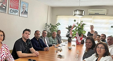 BAŞKAN ARSLAN'DAN, CHP MERKEZ İLÇE'YE ZİYARET