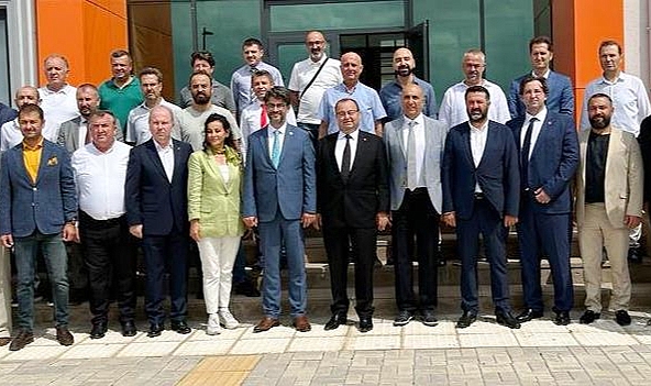 Çanakkale Onsekiz Mart üniversitesi rektörlüğü ile Biga ticaret ve sanayi odası arasında eğitim ve öğretim işbirliği protokolleri imzalandı