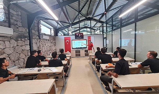 KORUYUCU RUH SAĞLIĞI EĞİTİMİ GERÇEKLEŞTİRİLDİ