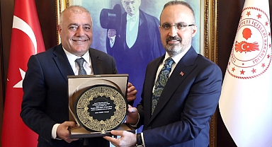 Assos Otelciler Derneği, Turan'ı ziyaret etti.