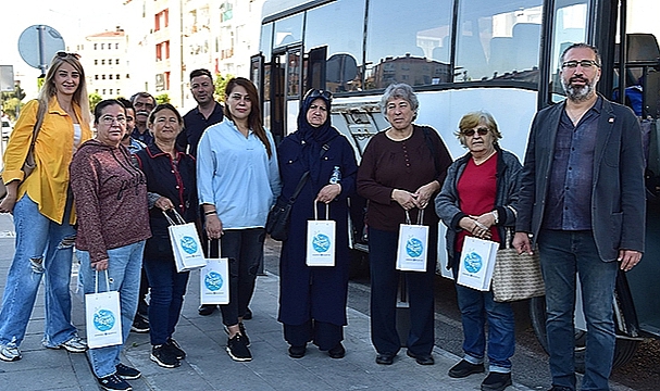 KADIN ÇİFTÇİLER ÜRETİCİ BULUŞMASINA KATILDI