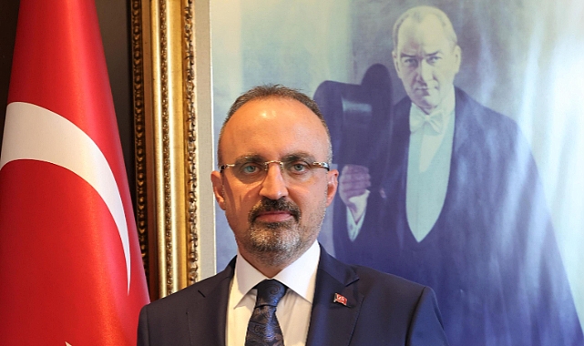 Turan: Bebeklerin bile füzelerle öldürüldüğü dünyada eksikliğini daha da hissettiğimiz Atatürk’ü minnetle yad ediyoruz