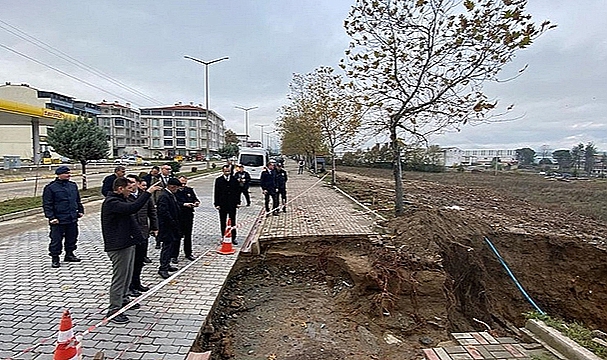 VALİ AKTAŞ KURUM AMİRLERİYLE YENİCE'DE