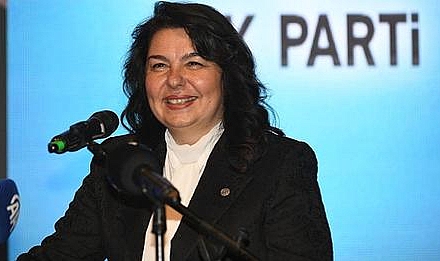 İskenderoğlu; "İlk Belediye Meclisinde, Çanakkale'de su fiyatını indireceğiz"