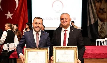 Yüksel ile Oruçoğlu mazbatasını aldı