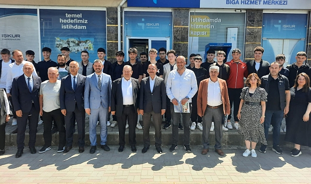 BİGA’ DA İLK İŞ GÖRÜŞMEM İLK İŞİM PROJESİ PROTOKOLÜ İMZALANDI