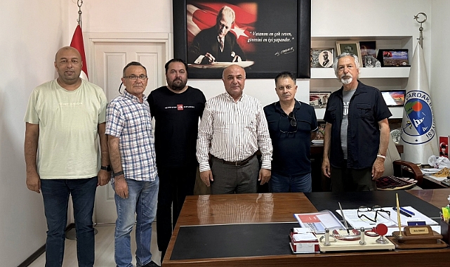 Çanakkale İnternet ve Sosyal Medya Basın Mensupları Derneği’nden Çardak Belediyesi’ne nezaket ziyareti