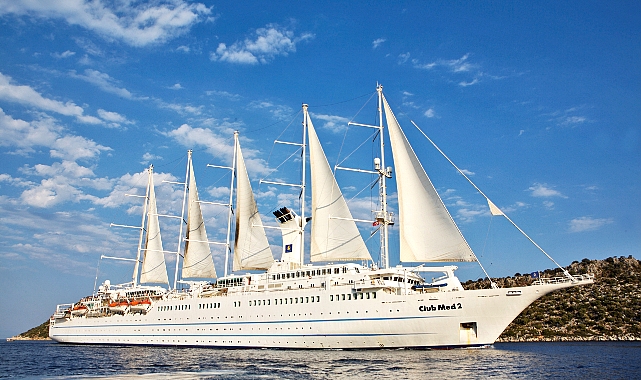 Dünyanın En Büyük Yelkenli Yatı Club Med 2 Bozcaada’da