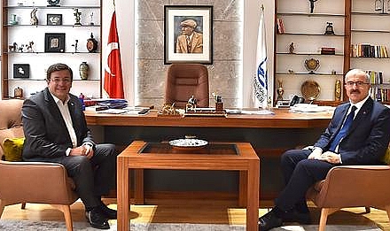 Vali Toraman'dan Başkan Erkek'e ziyaret