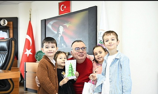 Miniklerden Başkan Arslan'a yeni yıl sürprizi