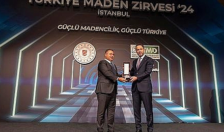 Türkiye Maden Zirvesi’nde TÜMAD'a üç ödül