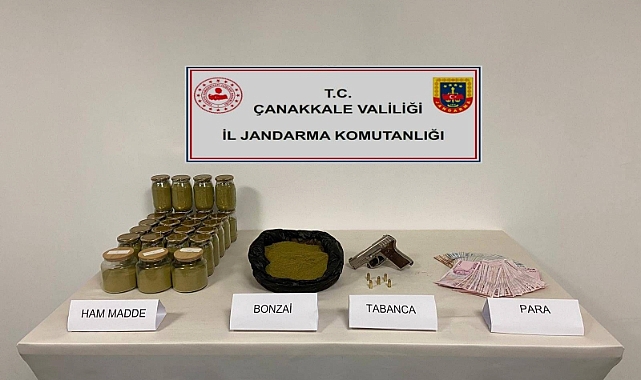 Çanakkale'de Uyuşturucu Operasyonu: Ezine'de İki Şüpheli Yakalandı