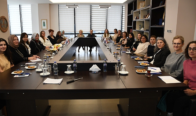 “İŞ HAYATINDA KADIN SOHBETLERİ” DEVAM EDİYOR