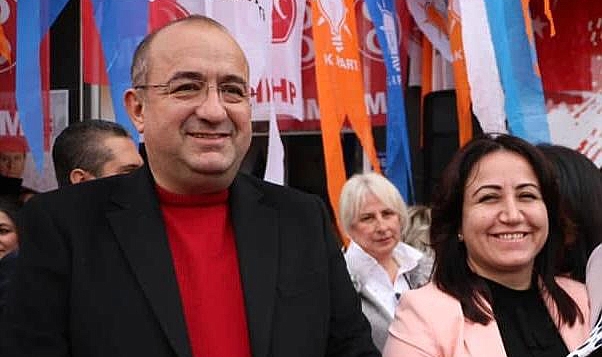 ÇANAKKALELİ GÜLSÜM ÜSTÜN GENEL MERKEZ MKYK ÜYESİ OLDU 