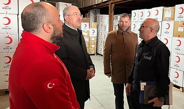 Vali Toraman Kızılay'ın Lojistik Depolarını İnceledi