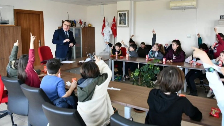 Başkan Arslan kolej öğrencileriyle buluştu