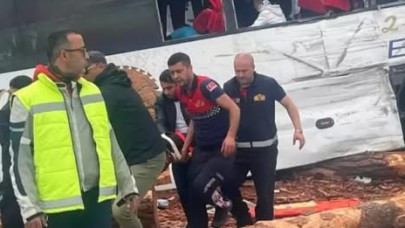 Çanakkale’de Feci Kaza: 8 Ölü, 21 Yaralı