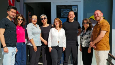 18 Mart İlkokulu'ndan Yıl Sonu Gösterisi İçin Kurum Ziyareti