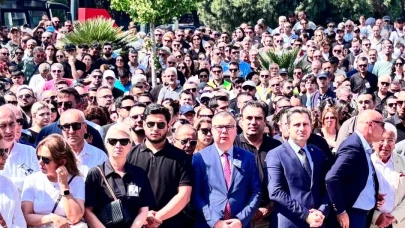 Başımız Sağ Olsun: Ferdi Zeyrek İçin Düzenlenen Törene Katılım