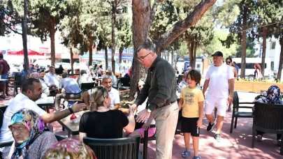 Kepez Belediyesi’nden Geleneksel Aşure İkramı