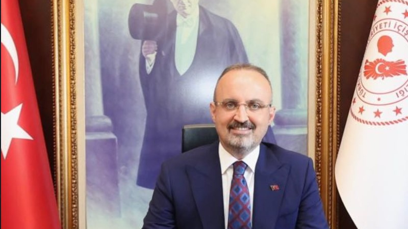 Turan: “Bakanlar, Milletin Yetkisiyle Görev Yapıyor”