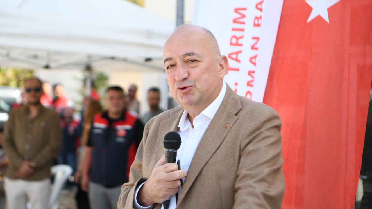 MİLLETVEKİLİ GİDER BALIKÇILARLA “VİRA BİSMİLLAH” DEDİ  ÇANAKKALE BALIKÇILARI SEZONA BAŞLADI