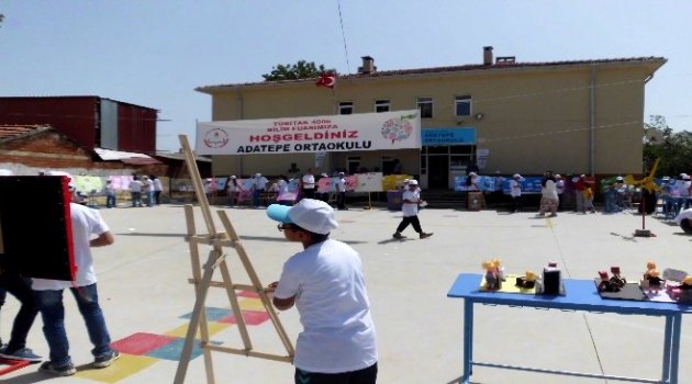 Adatepe Orta Okulunda Bilim Fuarı
