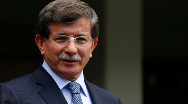 Aday Adayları Listesi Davutoğlu’nun önünde..