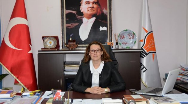 AK Parti Çanakkale İl Başkanı Yeşim Karadağ’ın Berat Kandili  Mesajıdır.