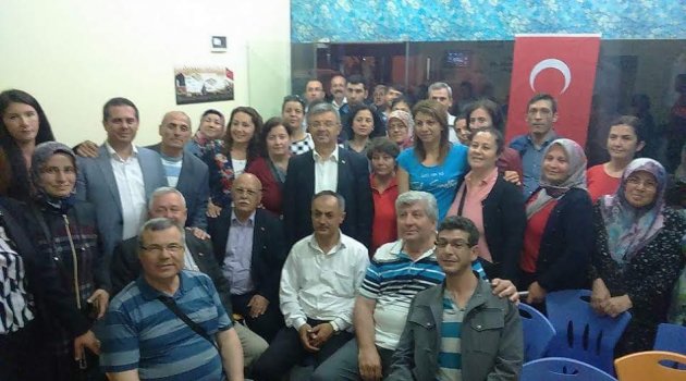 Ak Parti Merkez İlçe’ de Siyaset Tabana Yayılıyor.