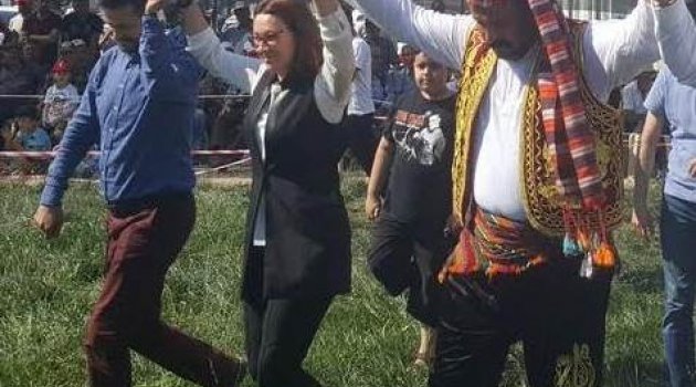 AKP İL BAŞKANI ÇEVRE GÜNÜNÜNE KATILAMADI… PROGRAMINDA YAĞLI GÜREŞ VARMIŞ!