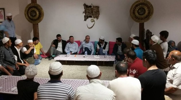 Çanakkale Ak Parti Milletvekili  Bülent Turan Fevzipaşa Mahallelisi  Kanaat Önderleriyle  Sahurda buluştu