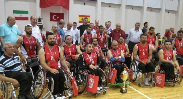 1. Uluslararası Balıkesir Cup’ta Şampiyon Türkiye