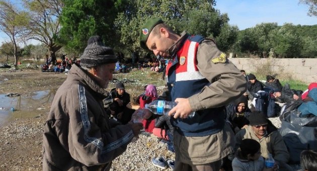 10 Günde 4 Bin 620 Mülteci Ve 60 Organizatör Yakalandı...